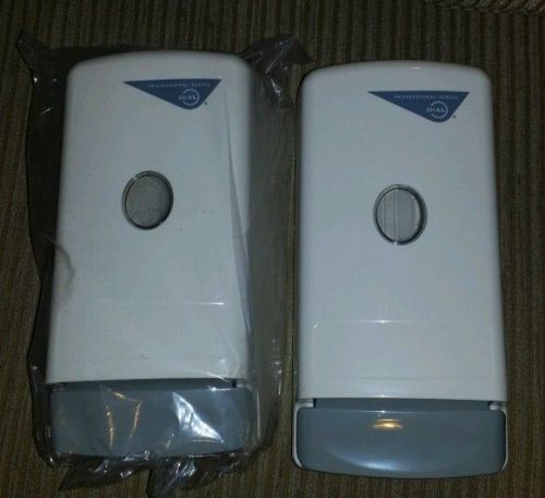 Lot of 4 Dial Professional  Liquid Soap Dispenser, Model 22, 800ml White