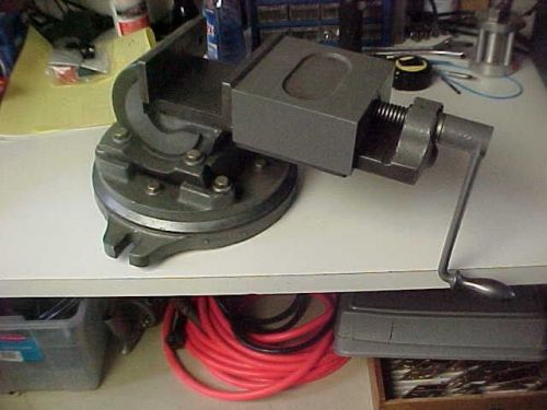 Compound angle vise palmgren or universal very nice 5-1/4 inch for sale