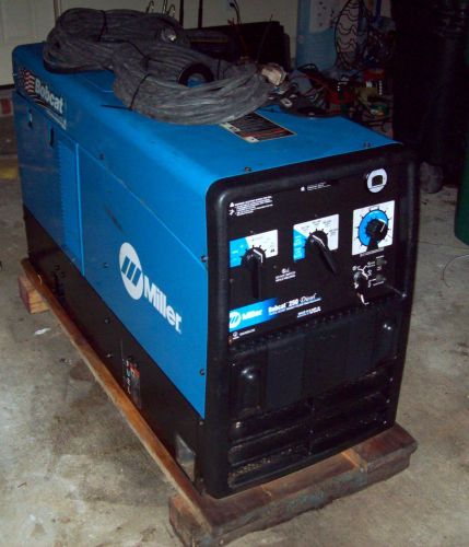 Miller electric bobcat 250 kubota diesel gfci welder/generator 72hrs 907213011 for sale