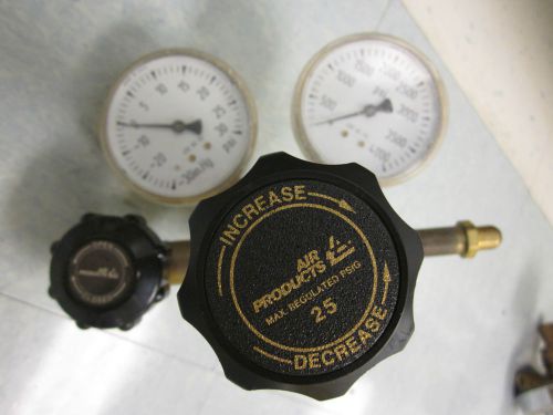Air Products  Compressed Gas Regulator
