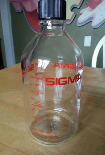 SIGMA Wheaton USA Clear Lab Glass Bottles with Lids, 500mL Graduated
