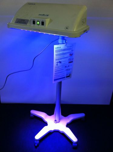 NATUS NeoBLUE LED Phototherapy Unit W/ Adjustable Stand Mfg 2008 Excellent Cond.