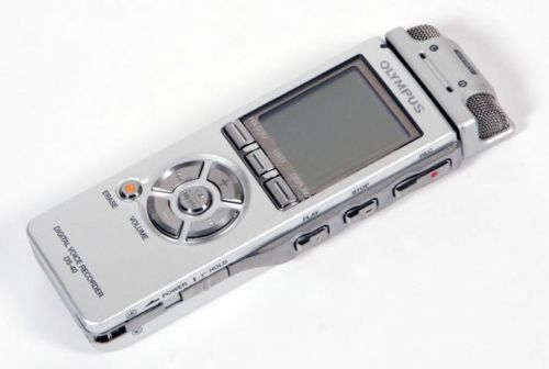 (S) Olympus DS-40 Digital Voice Recorder