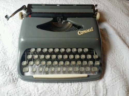 Vintage 1960&#039;s consul typewriter from czechoslovakia exc. condition w/ case for sale