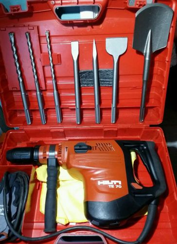 HILTI TE 70 HAMMER DRILL, EX- CONDITION,  STRONG, FREE BITS &amp; CHISELS-CHRISTMAS