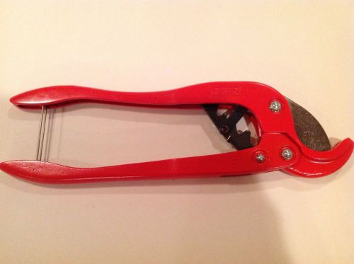 BRAND NEW RIDGID PIPE CUTTER 1493  Cuts Up To 2-3/8 PIPE 12831 43-60mm