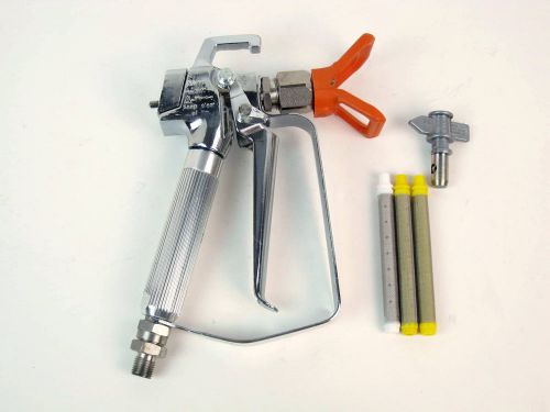 Spray gun airless 3300psi  with 517 reversible tip g10xl for sale