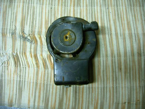 BRIGGS &amp; STRATTON VINTAGE BLOWER HOUSING / RECOIL STARTER FAN HOUSING RT PULL