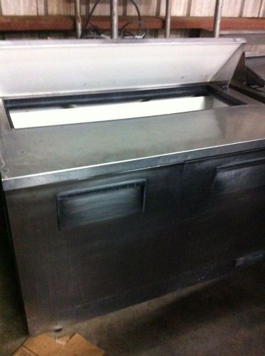 48&#034; Sandwich Table with new condensing unit