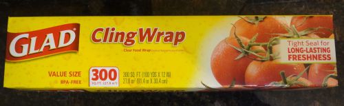 Glad Cling Wrap Plastic Wrap, 300 Square Foot Roll