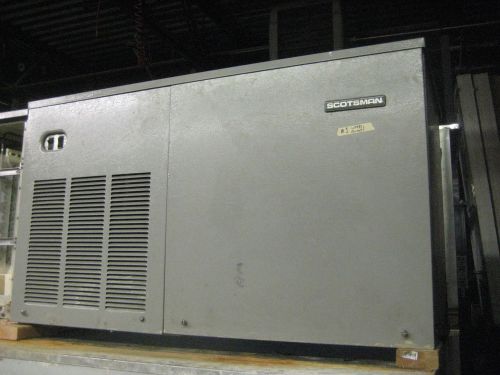 ice machine SCOTSMAN CME-1202AE, air cooled 208-230v, works!