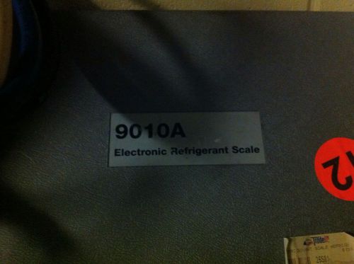 TIF 9010A  Slimline Electronic Refrigerant Charging Scale w/Case &amp; 9V Battery