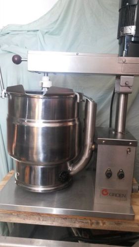 Groen electric steam jacketed tilt  kettle tdb 7 20 with agitator. calico fudge for sale