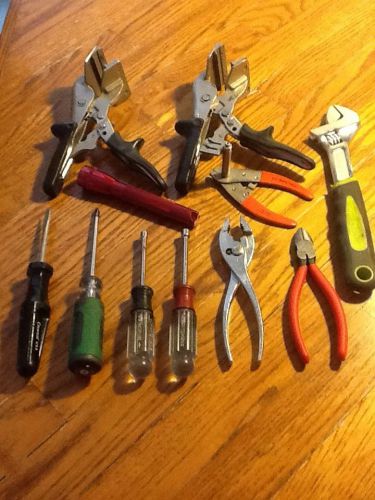 Lot of (11) handheld Electrician Tools