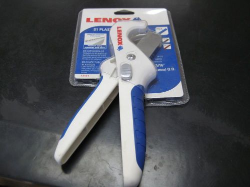 Lenox White Tools S1 PLASTIC TUBING CUTTER 12121S1