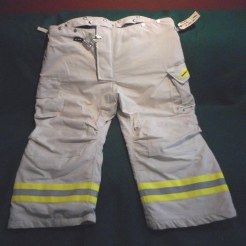 Quaker safety structural fire fighting khaki apparel pants 54-27 11/09 for sale