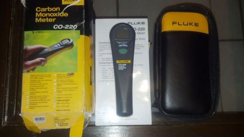 Fluke Co-220 Carbon Monoxide Meter NEW !!
