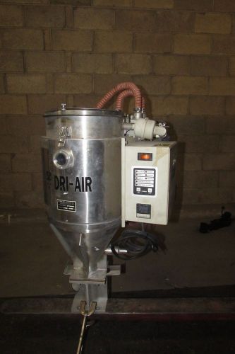 DRI AIR AHM-1 Desiccant Hopper, Injection Molding Hopper