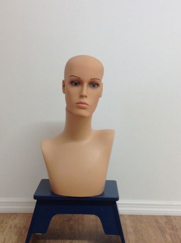 New Cosmetology Mannequins Manikin Head Hats Wig Mould Show Stand Model 8642