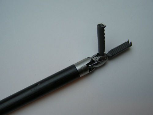 da Vincis Surgical System COBRA GRASPER 8mm Ref:420190 Surgical Instrument