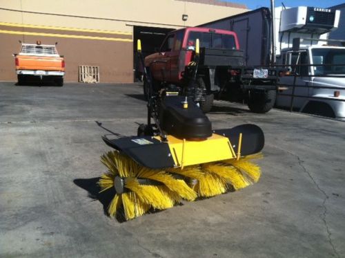 POWER SWEEPER, YARD SWEEPER, SELF PROPELLED , 40