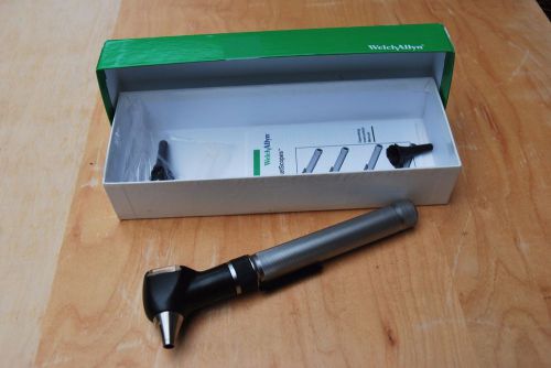 Welch Allyn 22820 PocketScope Otoscope with &#034;AA&#034; Handle