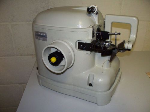 Taurus 600 industrial fur sewing  machine  with  servo motor,new for sale