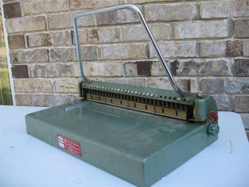 Vintage TPC-3 Binding Machine with 5/16&#034; Slots Coil, comb, spiral, Slotted drive