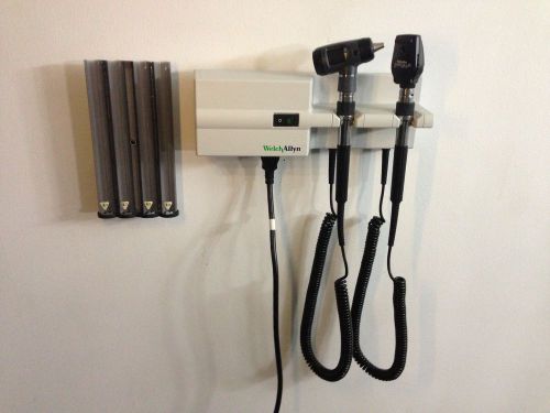 Welch Allyn 767 Transformer Otoscope 23810 Ophthalmoscope 11720 Diagnostic Set