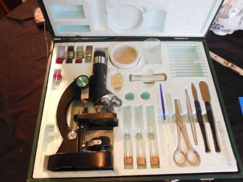 Vintage MARFIELD Microscope Great Condition 900 power zoom w/ hard case + acces
