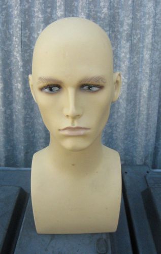 (USED) MN-AA FLESHTONE HEAD DISPLAY WITH BUST B