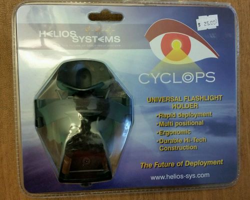 HELIOS CYCLOPS UNIVERSAL FLASHLIGHT HOLDER NEW IN PACKAGE