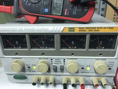 GW DUAL TRACKING DC POWER SUPPLY WITH 5V FIXED GPC-3020