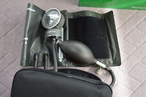 Welch allyn tycos classic pocket aneroid sphygmomanometer w/adult cuff 5090-02 for sale