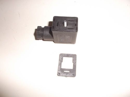 CANFIELD, REX, NORGREN, OMAL 6-11142-2000  PVC 3 PORTS VALVE WIRE CONNECTOR  NNB