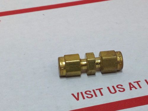 Parker Brass Compression Tube Union Fitting, 1/8 Tube OD x 1/8 Tube
