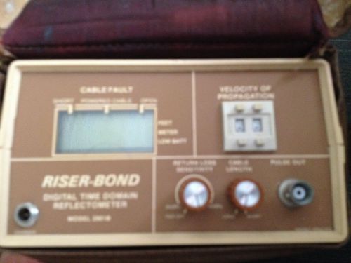 Riser-Bond Digital Time Domain Reflectometer Model 2901B