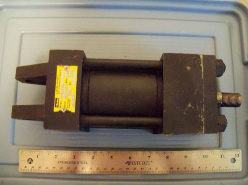Parker hydraulic cylinder bb2hl us14a 2 1/2&#034; bore 2&#034; stroke 3000 psi double port for sale