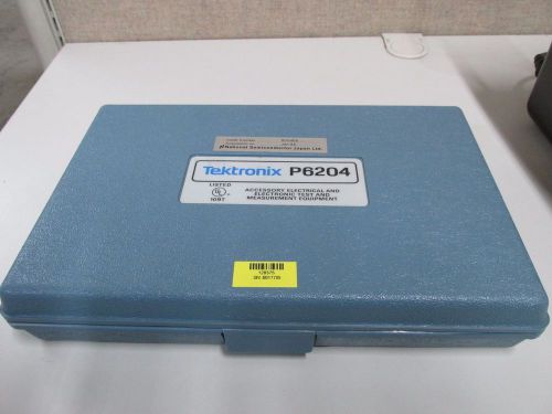 Tektronix, P6204 FET Probe 1 GHz, 10X w/ box and manual