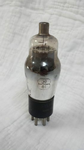 Sylvania 39/44