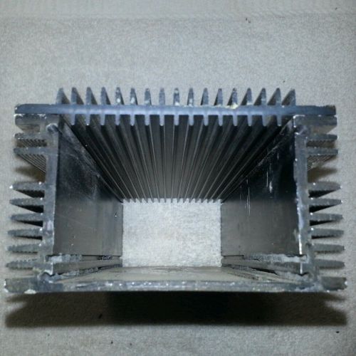 Lot of 6.  HEAT SINK FINNED ALUMINUM ELECTRICAL BOX  BLOCK  7.5&#034; x 3.5&#034;x 2.125&#034;