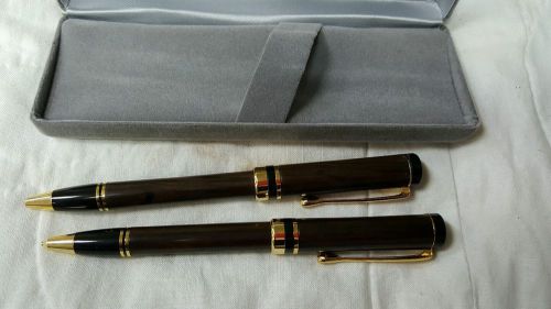 Ball Point Pen and Pencil Set Wood Grain Finish in Wood Case