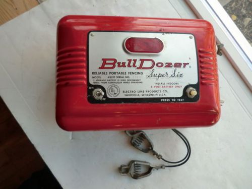 Vintage 6 Volt Electric &#034;Bull Dozer&#034; Fence Shocker - USA