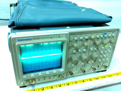 Tektronix 2440 500 MS/s Digital Oscilloscope