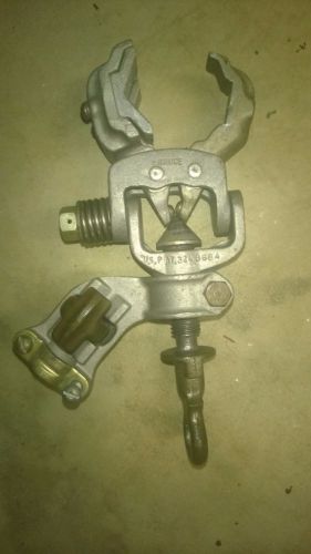 Hubbell Chance All Angle Grounding Clamp