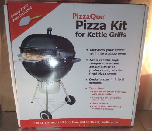 PizzaQue Deluxe Kettle Grill Pizza Kit for 18&#034; and 22.5&#034; Kettle Grills PC... New