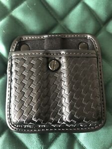 Double Magazine Holder