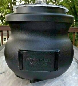 Tomlinson 1006856 Black 12 Qt. Deluxe Frontier Kettle, Opened Box not used.