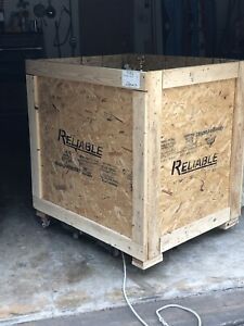 shipping pallet wood crate
