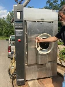 Amsco Steris Eagle 3033 Vacamatic Sterilizer/Autoclave